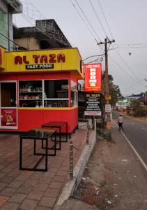 thekkumpuram residency