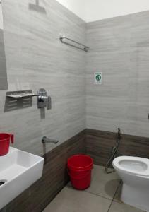 thekkumpuram residency