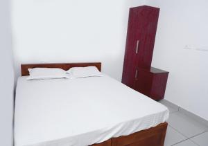 thekkumpuram residency