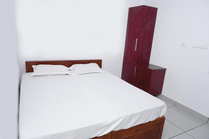 thekkumpuram residency