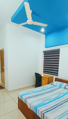 thekkumpuram residency
