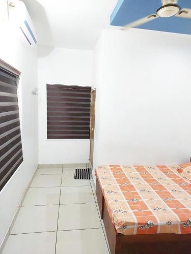 thekkumpuram residency