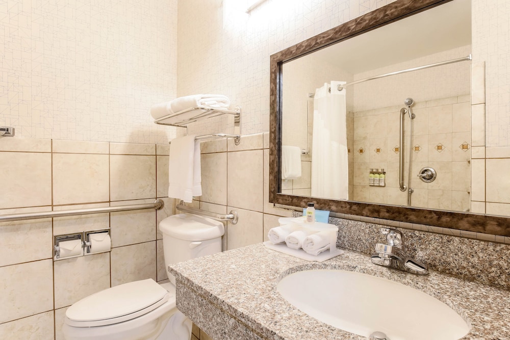 holiday inn express lancaster by ihg
