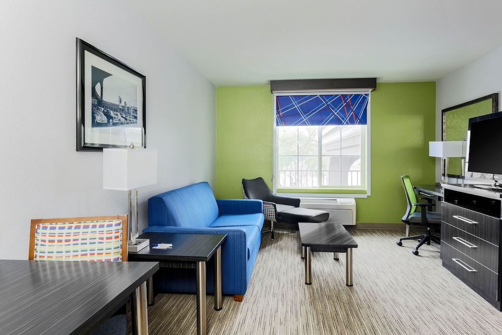 holiday inn express lancaster by ihg