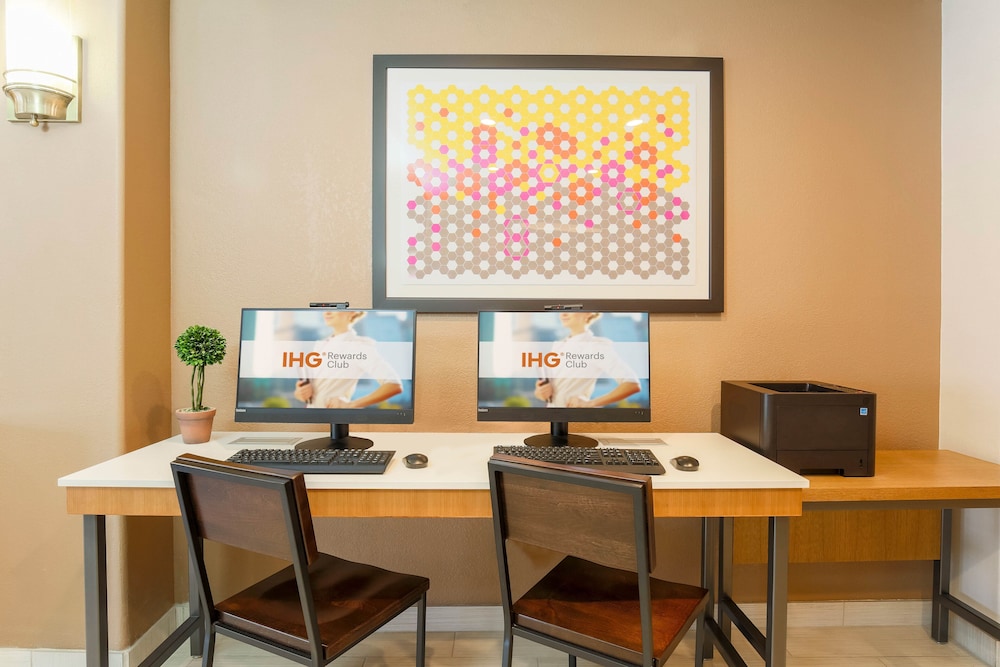 holiday inn express lancaster by ihg