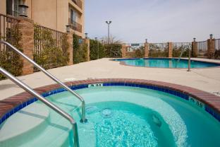 holiday inn express lancaster by ihg
