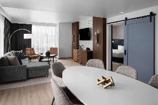 hotel west and main conshohocken philadelphia tapestry collection