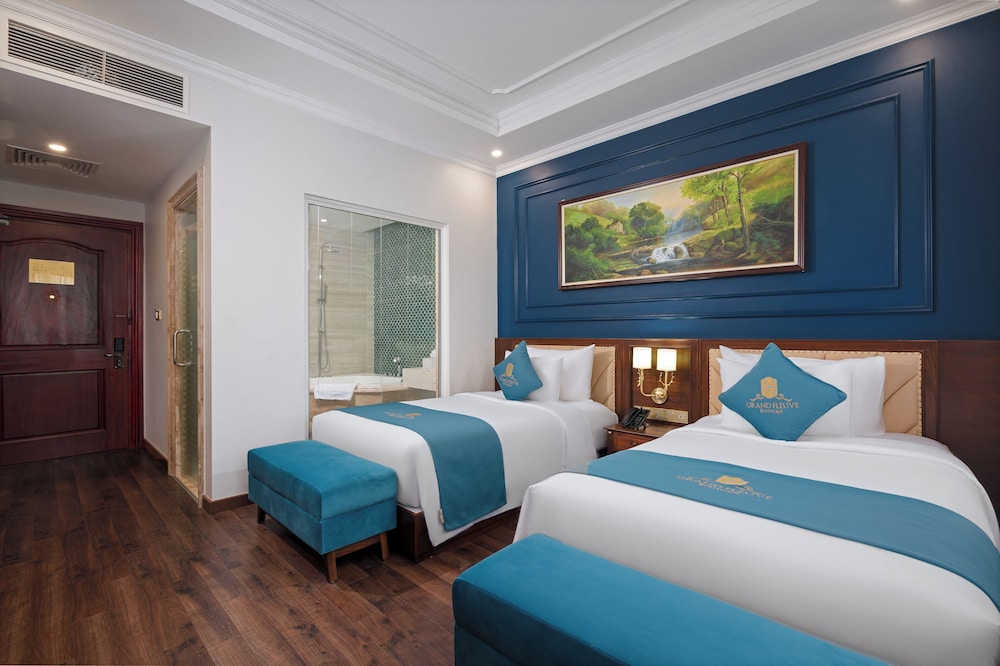 grand fleuve boutique