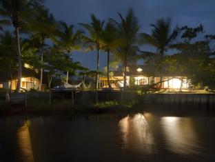 hotel cala and divino