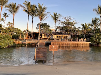 hotel cala and divino