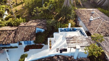hotel cala and divino