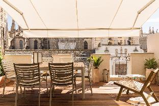 puerta catedral apartments