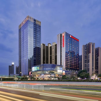 Hilton Garden Inn Shenzhen Guangming,,4 star