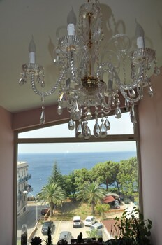 scilla upper town