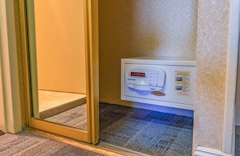 samesun san francisco hostel