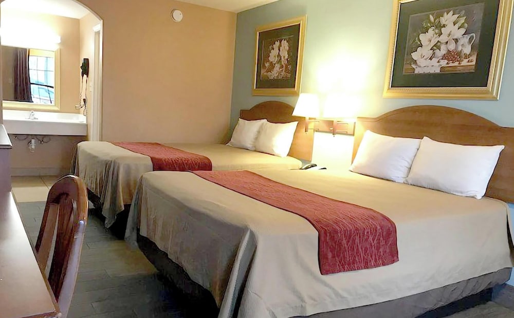sky palace inn anthony