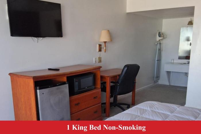 sky palace inn anthony