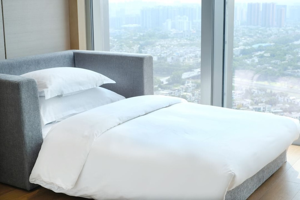 grand bay hotel chengdu