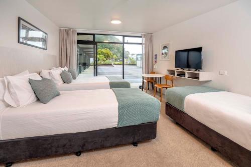 the com plex motel