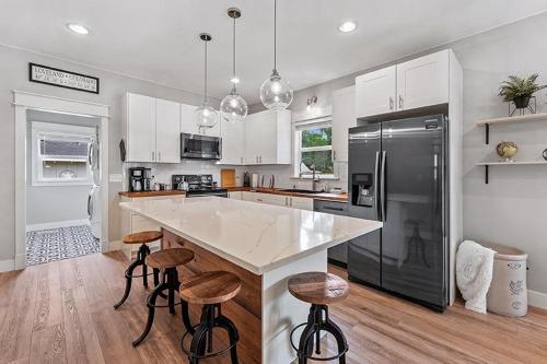 cozy chic home in downtown loveland
