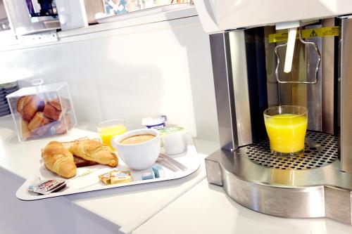 premiere classe lille nord roncq