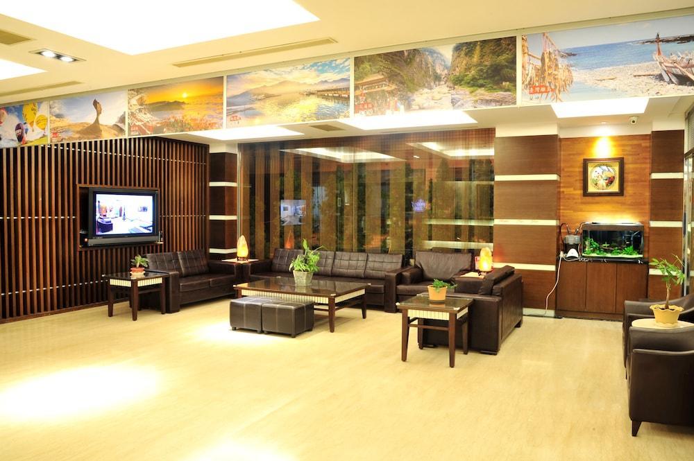 young soarlan boutique hotel flag tainan