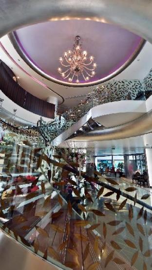 crowne plaza hotel beirut an ihg hotel