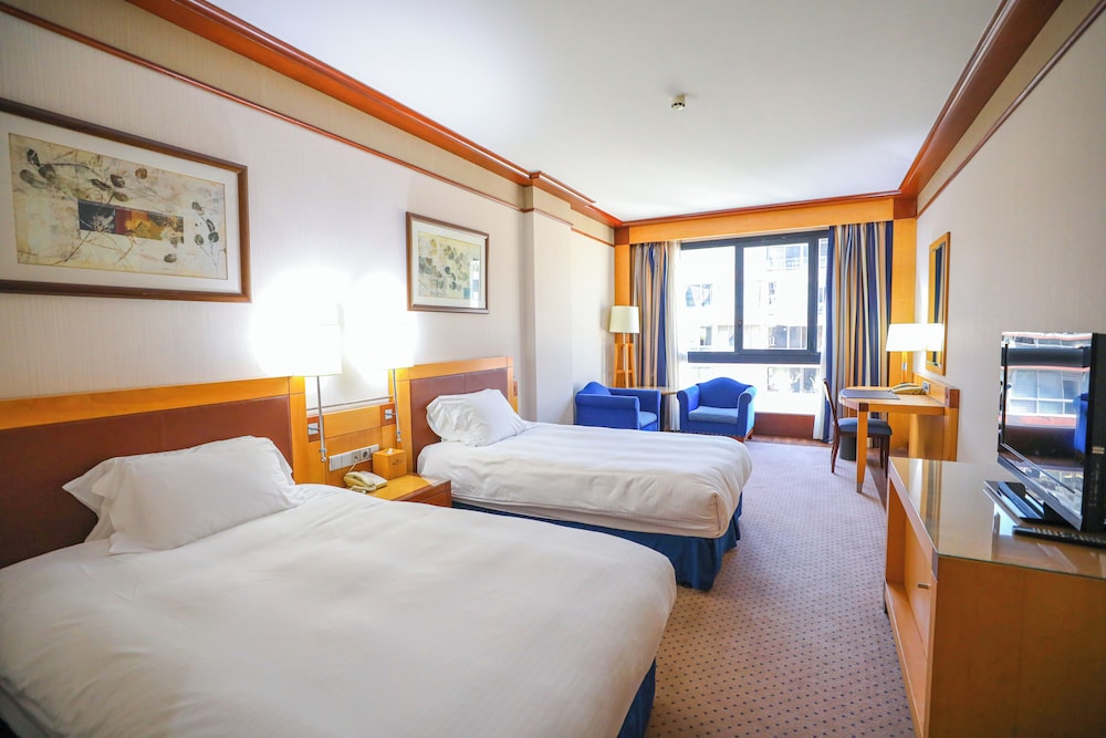 crowne plaza hotel beirut an ihg hotel