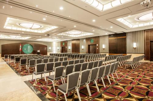crowne plaza hotel beirut an ihg hotel