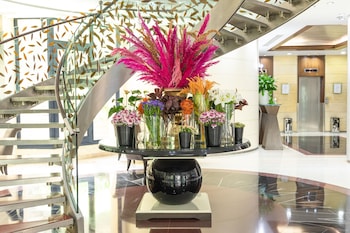 Crowne Plaza Hotel Beirut, An Ihg Hotel,Beirut Governorate>>Beirut,5 star