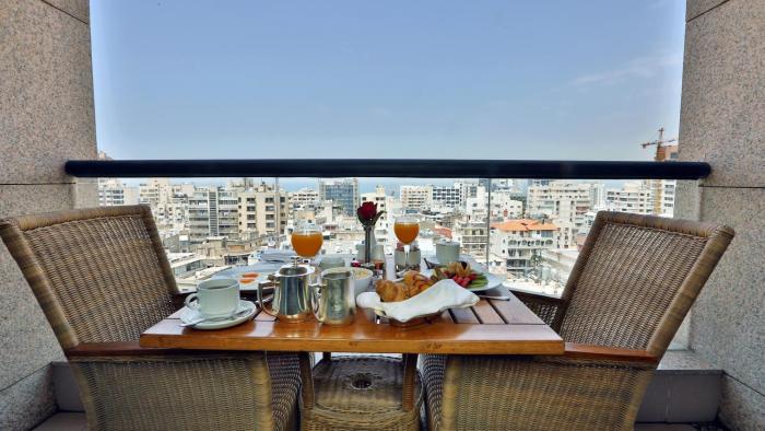 crowne plaza hotel beirut an ihg hotel