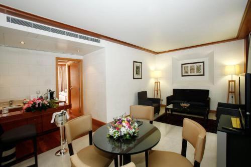 crowne plaza hotel beirut an ihg hotel