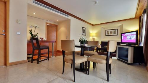 crowne plaza hotel beirut an ihg hotel
