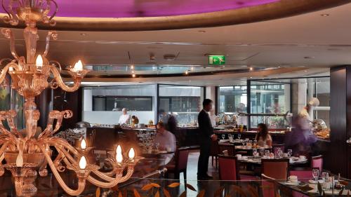 crowne plaza hotel beirut an ihg hotel
