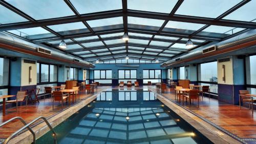 crowne plaza hotel beirut an ihg hotel