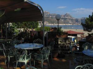 hotel villa athena