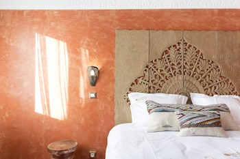riad spa les portes de lorient tours