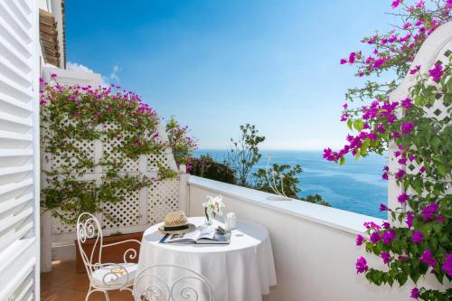 residence villa yiara adults only