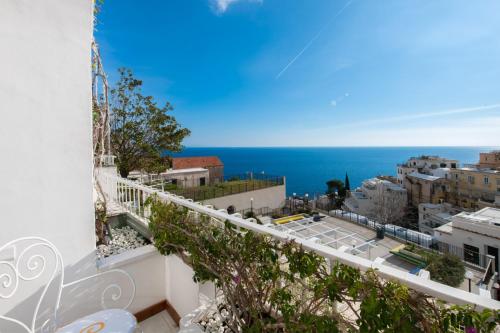 residence villa yiara adults only