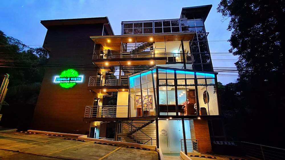 jungle vista boutique hotel