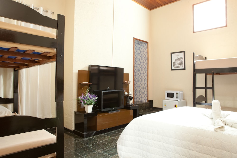 hmg praia suites for rent