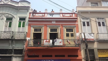 hmg praia suites for rent