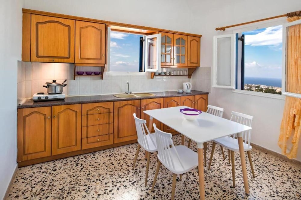 villa kavallaris and apartments