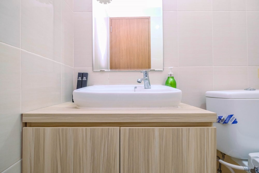 homey and warm studio apartment oasis cikarang