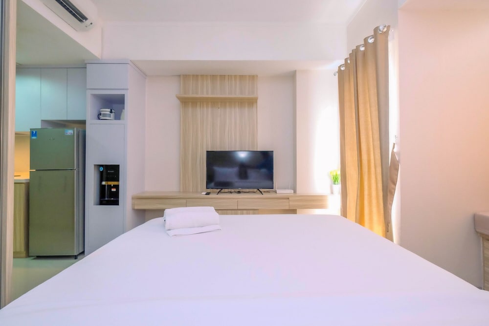 homey and warm studio apartment oasis cikarang