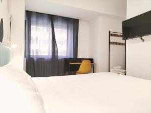 hostal carmen by gaiarooms
