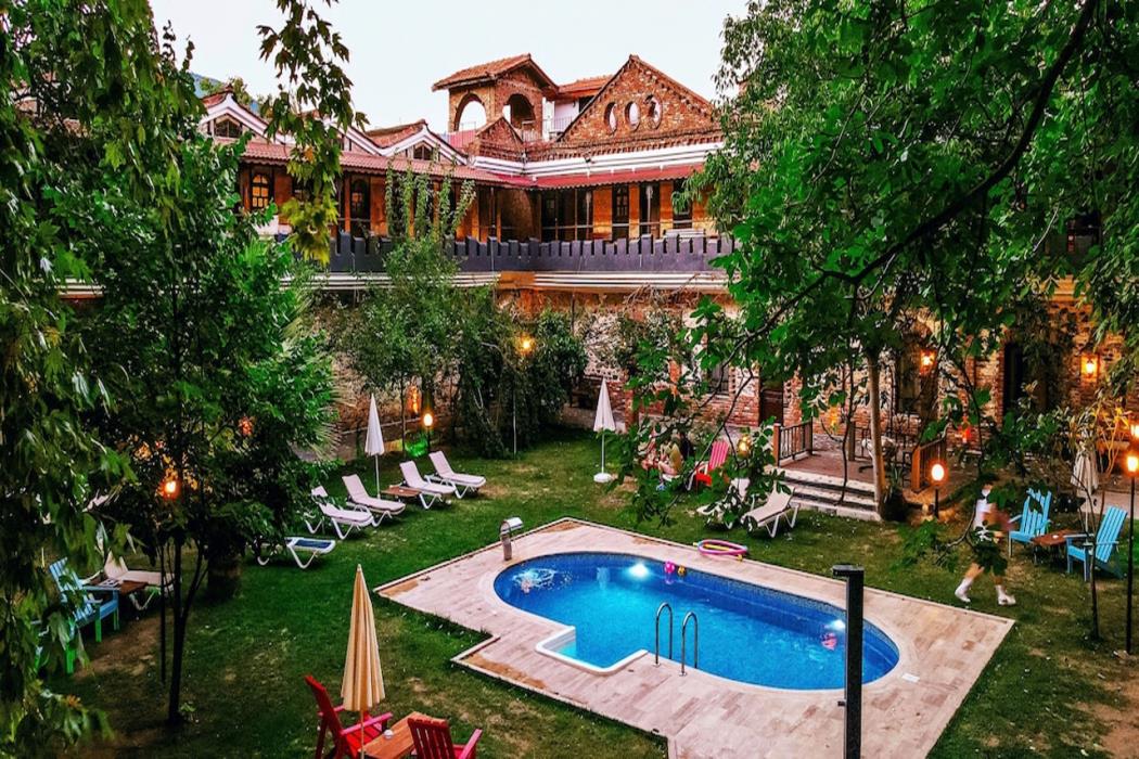 manastirhan otel kazdaglari