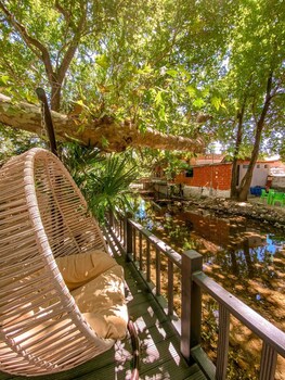 manastirhan otel kazdaglari