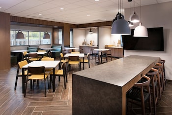 fairfield inn and suites by marriott memphis arlington