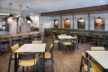 fairfield inn and suites by marriott memphis arlington